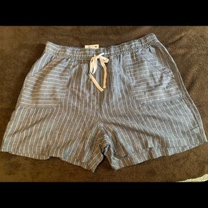 NWT Railroad Stripe Shorts